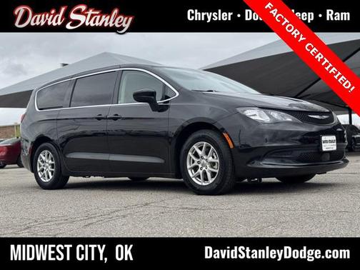 2023 Chrysler Voyager LX