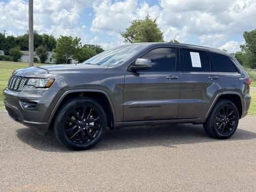 2021 Jeep Grand Cherokee Laredo