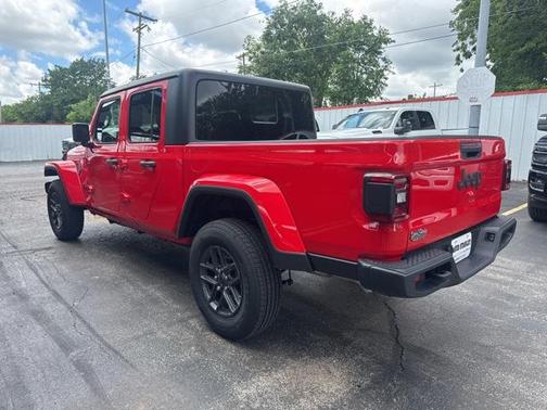 2025 Jeep Gladiator Sport S