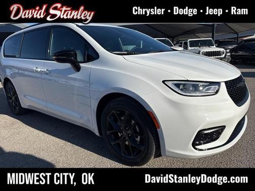 2026 Chrysler Pacifica L