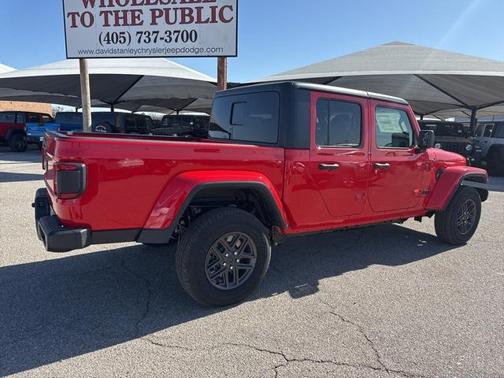 2025 Jeep Gladiator Sport S