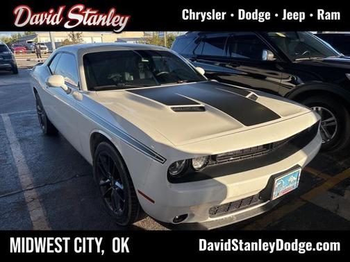 2021 Dodge Challenger SXT