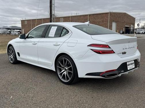 2024 Genesis G70 2.5T RWD