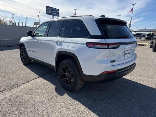2025 Jeep Grand Cherokee Altitude