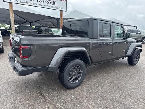 2025 Jeep Gladiator Sport S