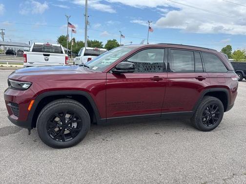 2025 Jeep Grand Cherokee Altitude