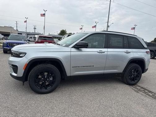 2025 Jeep Grand Cherokee Altitude