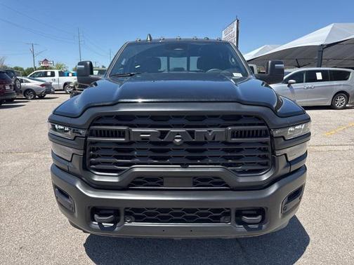 2025 RAM 3500 Tradesman Crew Cab 4x4 8' Box