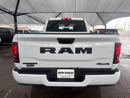 2025 RAM 2500 Big Horn Crew Cab 4x4 6'4' Box