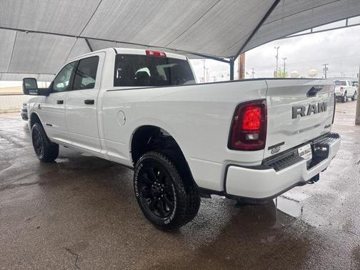2025 RAM 2500 Big Horn Crew Cab 4x4 6'4' Box