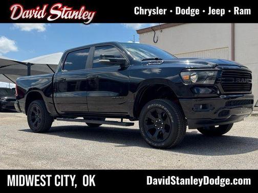 Diamond Black Crystal Pearlcoat 2021 RAM 1500 Big Horn/Lone Star