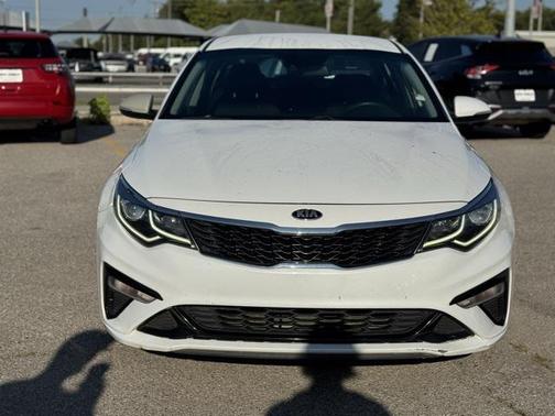 2020 Kia Optima LX