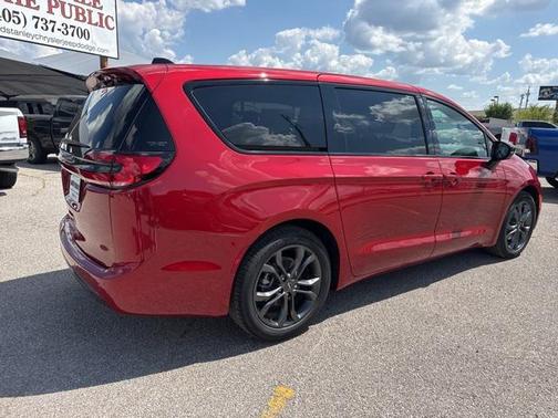 2026 Chrysler Pacifica L