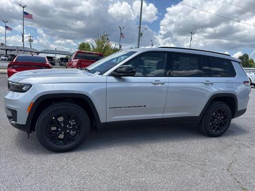 2025 Jeep Grand Cherokee L Altitude