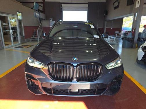 2022 BMW X5 M50i