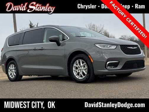 2023 Chrysler Pacifica Touring L