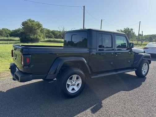 2023 Jeep Gladiator Sport S