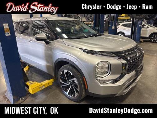 2022 Mitsubishi Outlander SE