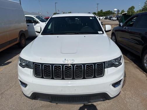 2019 Jeep Grand Cherokee Laredo