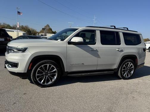 2022 Jeep Wagoneer Series II 4x4