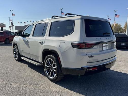 2022 Jeep Wagoneer Series II 4x4