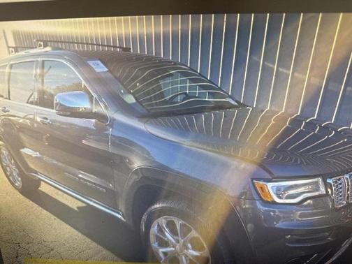 2020 Jeep Grand Cherokee Summit