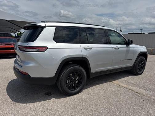 2025 Jeep Grand Cherokee L Altitude