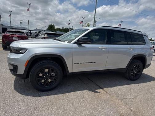 2025 Jeep Grand Cherokee L Altitude