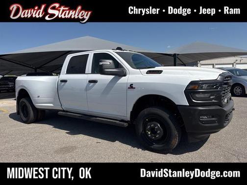 2025 RAM 3500 Tradesman Crew Cab 4x4 8' Box