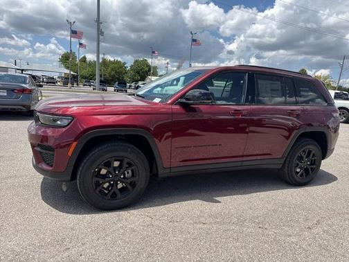 2025 Jeep Grand Cherokee Altitude