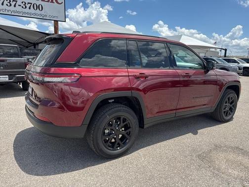 2025 Jeep Grand Cherokee Altitude