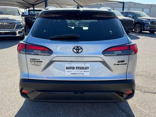 2025 Toyota Corolla Hybrid SE