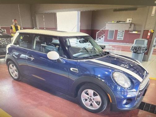 2014 MINI Hardtop Cooper