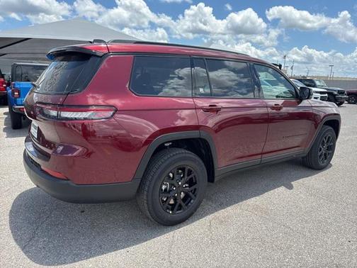 2025 Jeep Grand Cherokee L Altitude