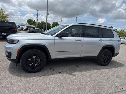 2025 Jeep Grand Cherokee L Altitude
