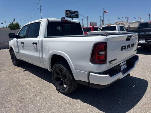 Bright White Clearcoat 2026 RAM 1500 Big Horn/Lone Star