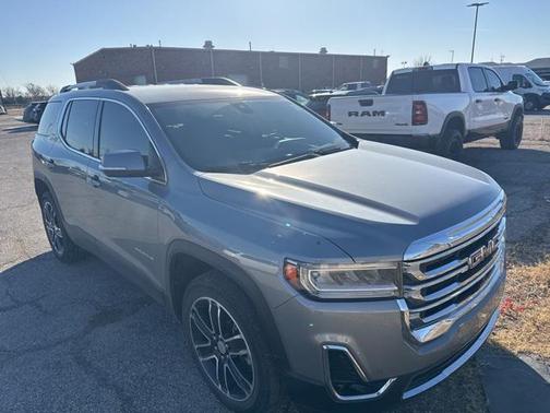 2023 GMC Acadia FWD SLT