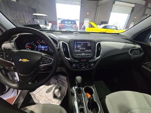 Summit White 2024 Chevrolet Equinox 1LT