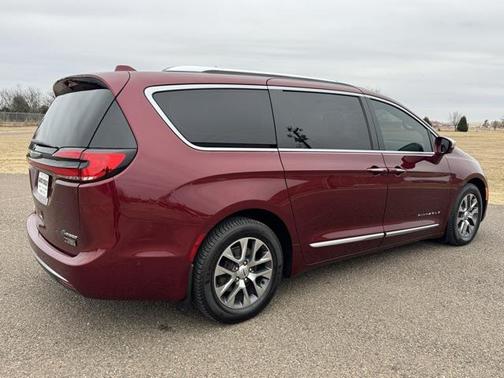 2021 Chrysler Pacifica L