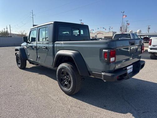 2026 Jeep Gladiator Sport