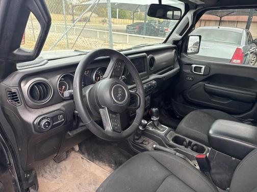 2023 Jeep Gladiator Sport S