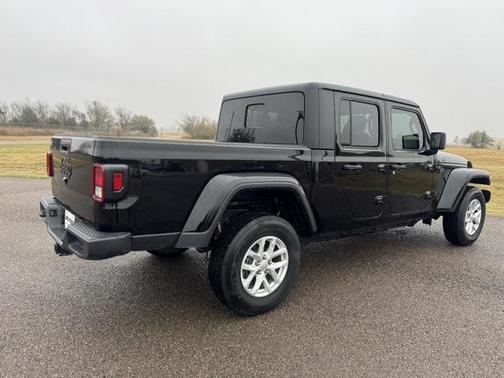 2023 Jeep Gladiator Sport S