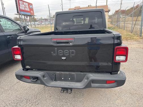 2023 Jeep Gladiator Sport S