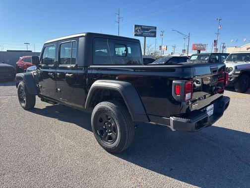 2026 Jeep Gladiator Sport
