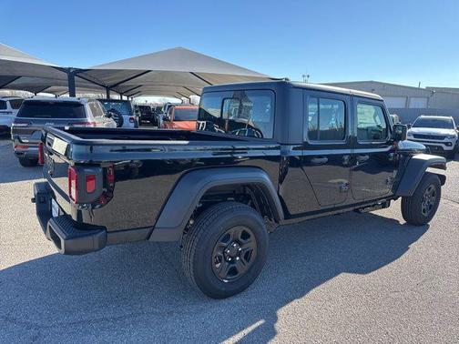 2026 Jeep Gladiator Sport