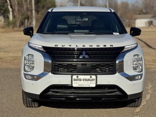 2023 Mitsubishi Outlander SE Black Edition S-AWC