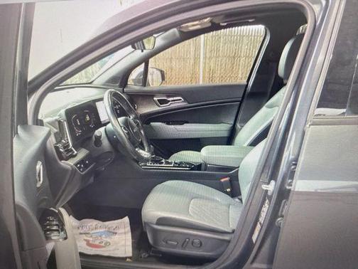 Gravity Gray 2023 Kia Sportage X-Line