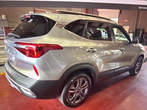 2023 Kia Seltos S