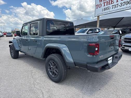 2025 Jeep Gladiator Sport S