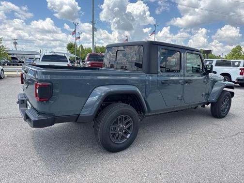 2025 Jeep Gladiator Sport S